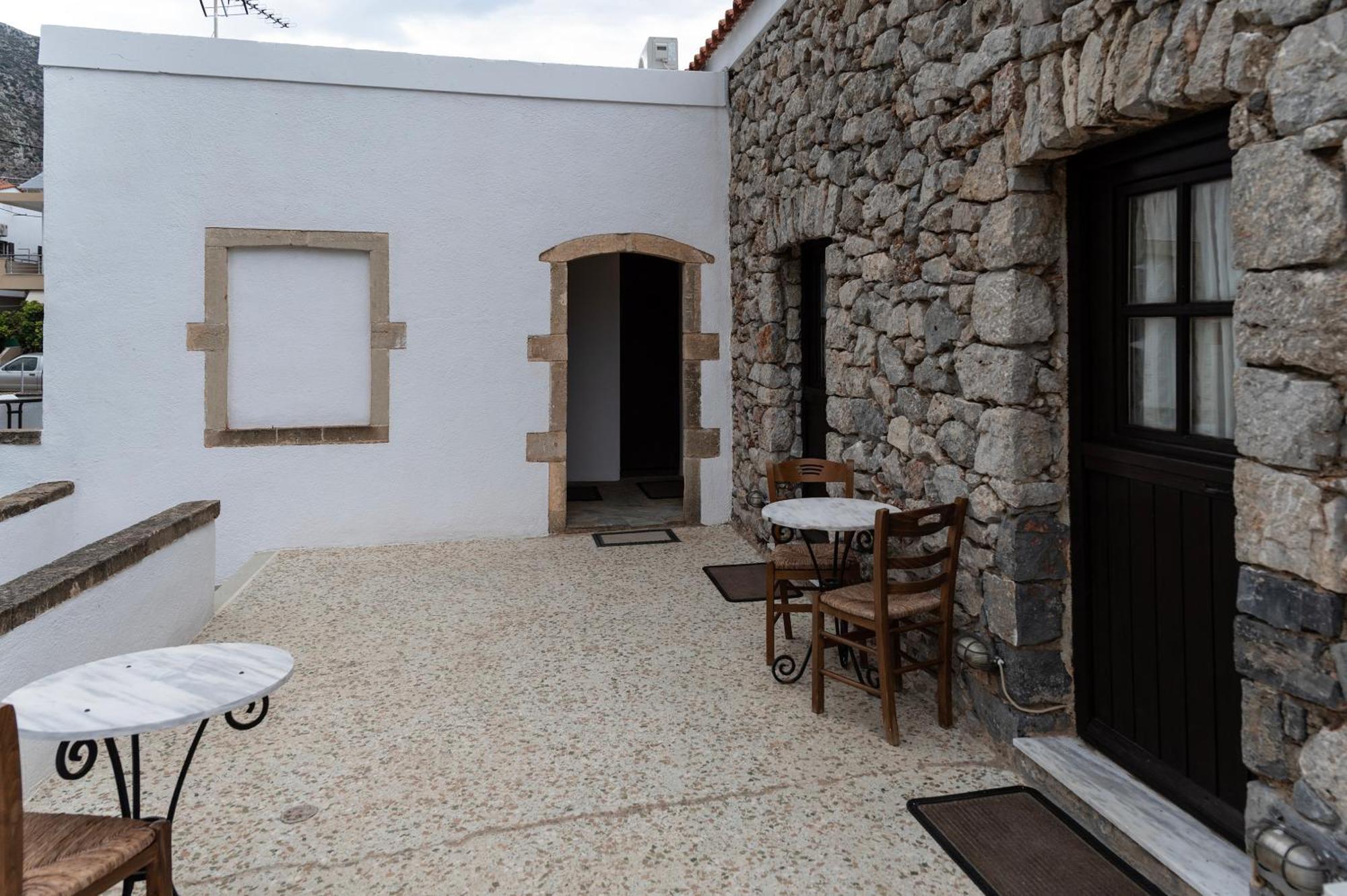Hotel Belessi'S Mansion 1 à Monemvasia Extérieur photo