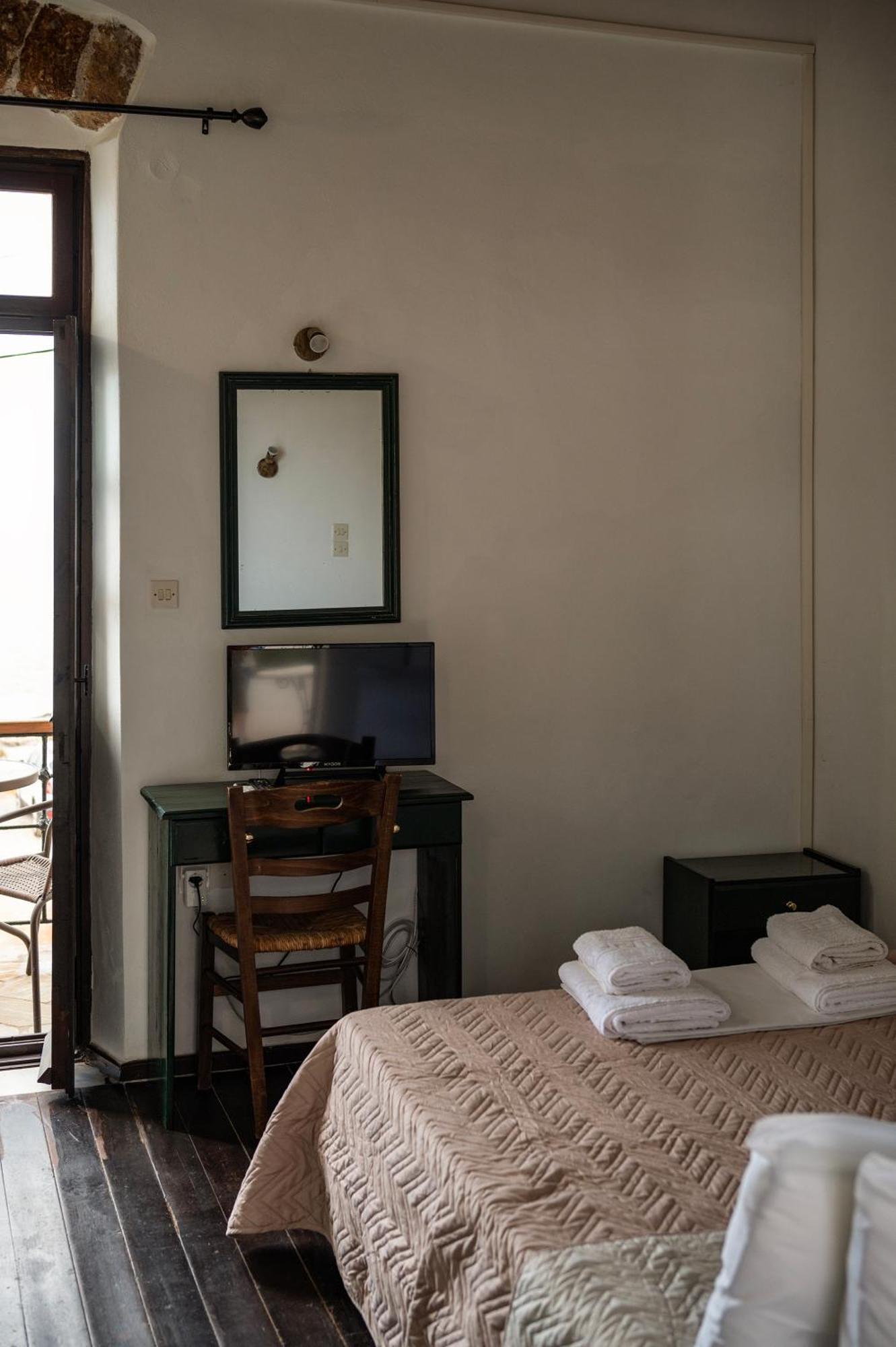 Hotel Belessi'S Mansion 1 à Monemvasia Extérieur photo
